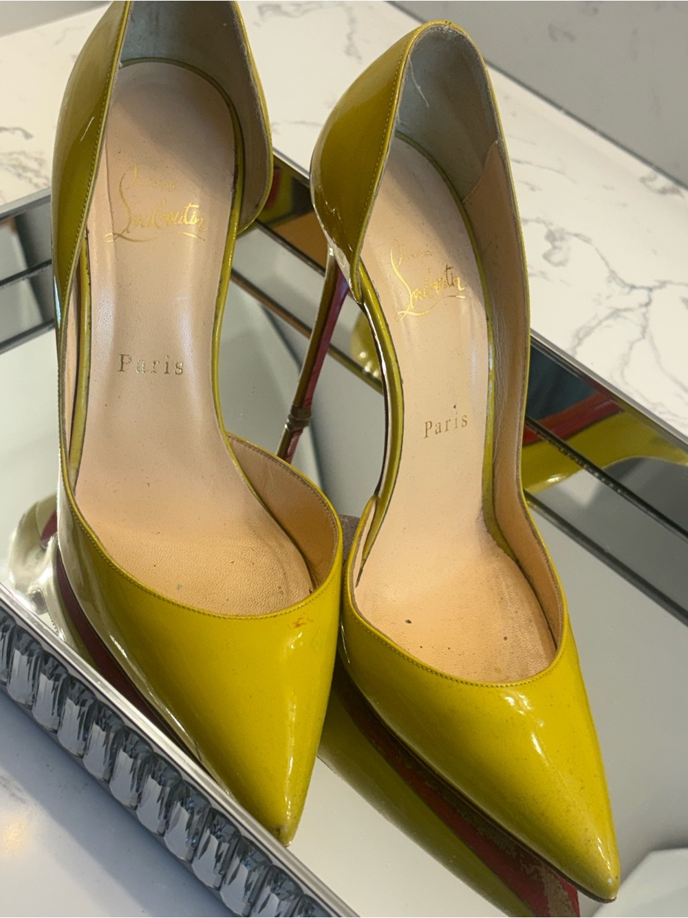 Authentic Christian Louboutin Yellow Patent Women’s Pumps - Picture 10 of 11